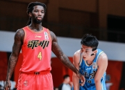 开云体育平台APP-新科篮球冠军被挑战，能否成功卫冕？的简单介绍