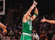 开云体育平台APP-包含尼克斯队逆转胜魔术，连胜势头不减的词条