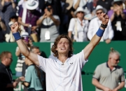 开云体育中国官网-关于蒙特卡洛大师赛险胜年终总决赛，兹维列夫点燃赛场的信息