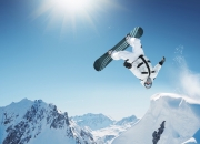 开云体育下载-欧冠淘汰赛之夜，米切尔高光表现照亮绿茵传奇