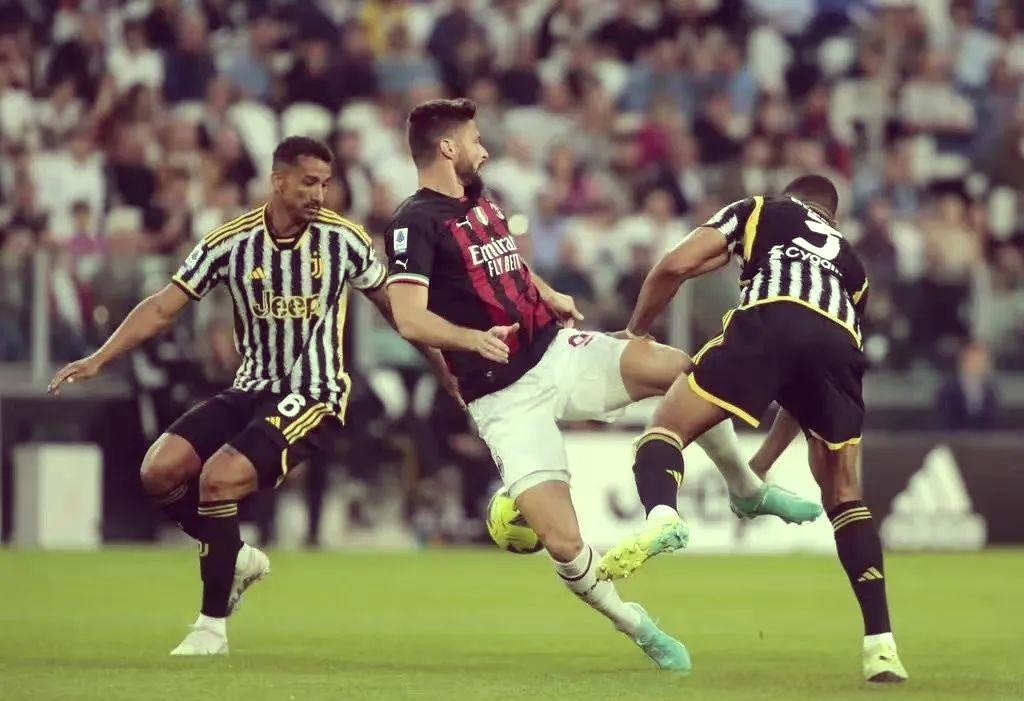 意大利豪门对决：尤文图斯vsAC米兰谁更强？的简单介绍