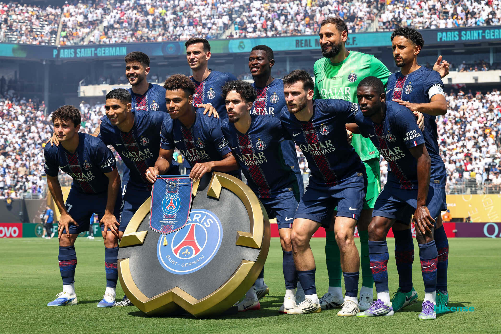 切尔西球员大放异彩,助球队大胜 切尔西球员大放异彩,助球队大胜