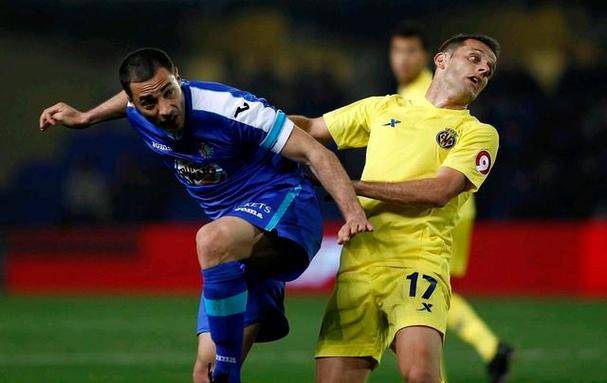 关于比利亚雷亚尔在主场艰难战胜对手，积分榜跃升的信息