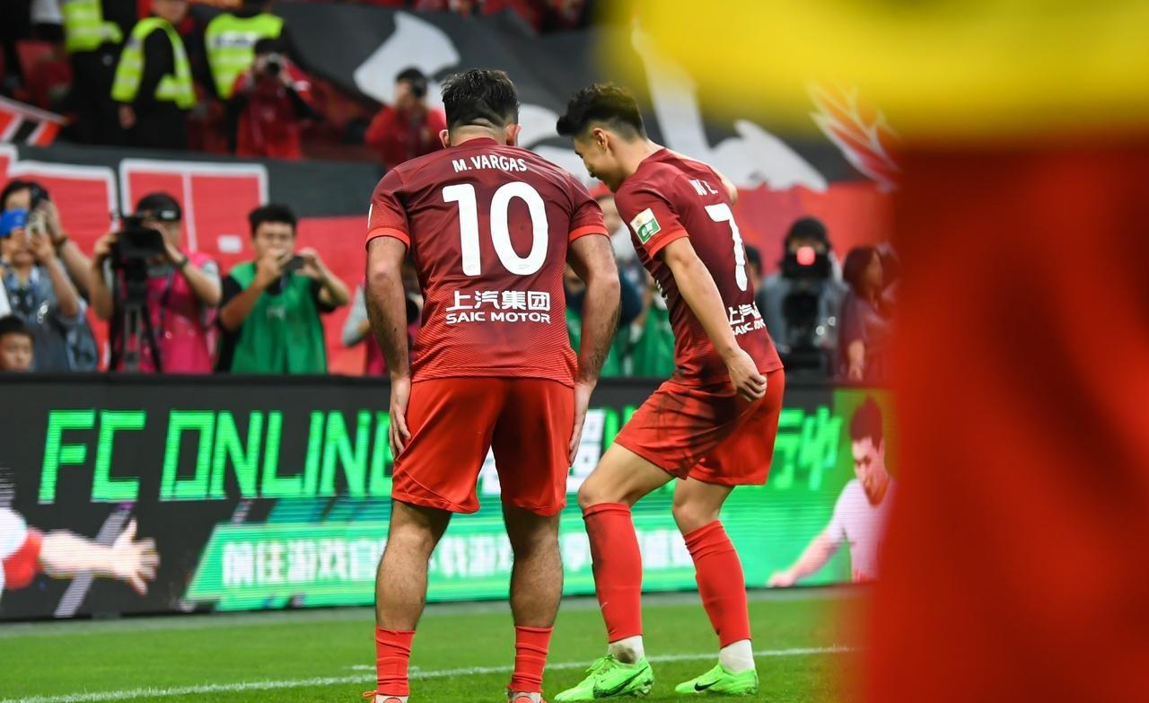 进球如潮！重庆斯威主场大胜对手的简单介绍