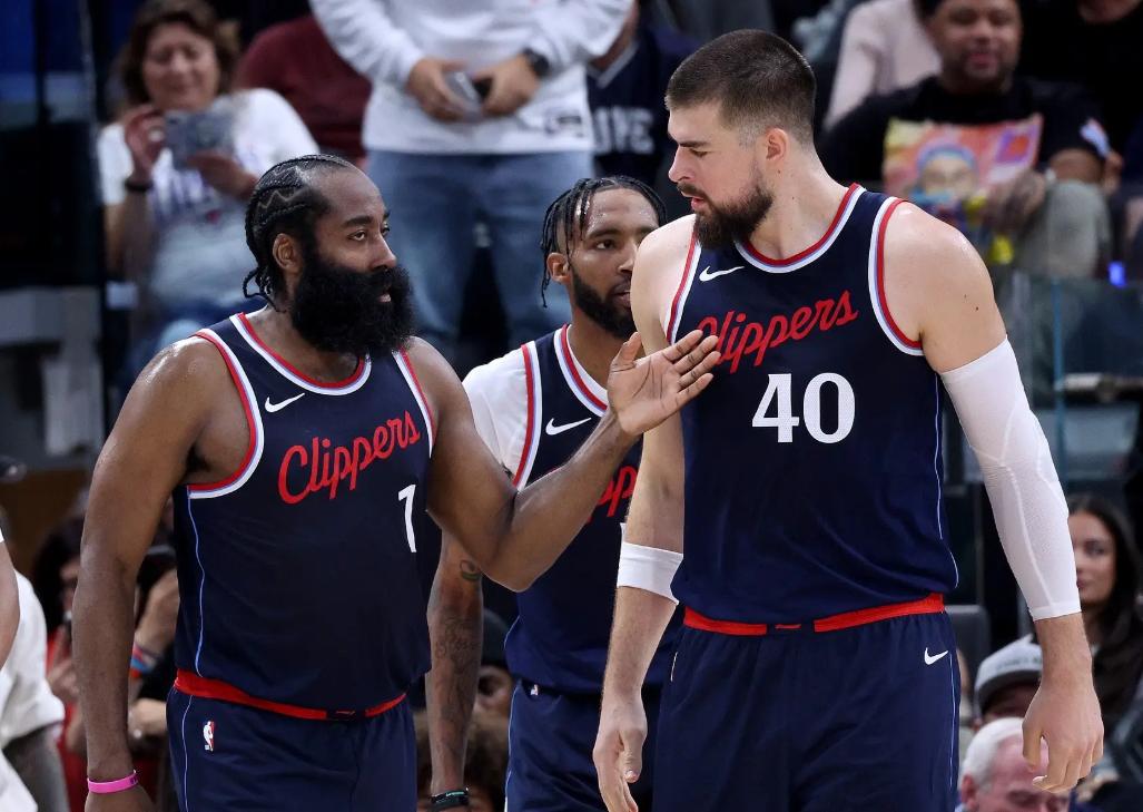 火箭总裁惊呼连胜,哈登霸气四冲冠布拉德利 火箭总裁惊呼连胜,哈登霸气四冲冠布拉德利