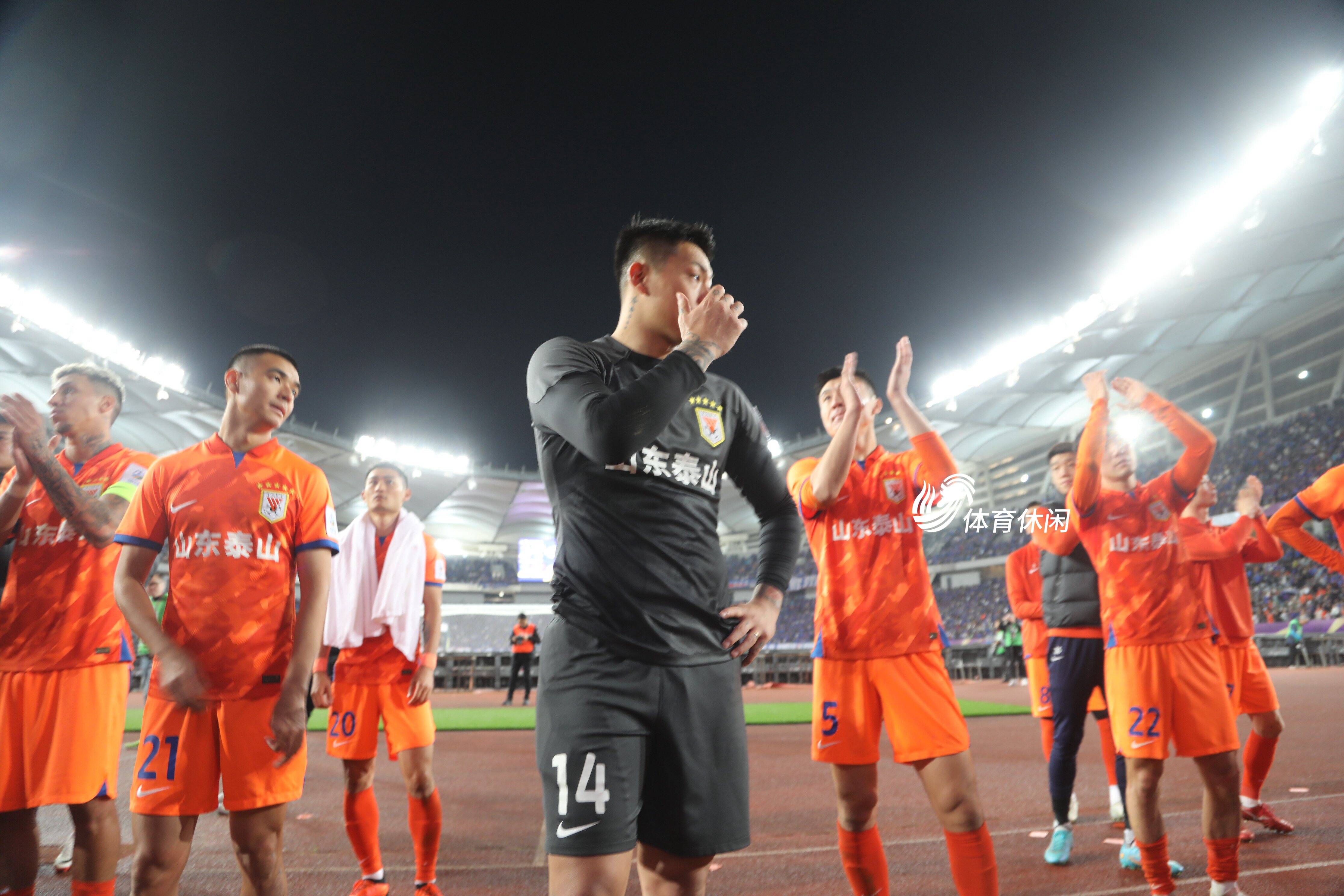 鲁能大胜跻身亚冠强，豪言闯入半决赛