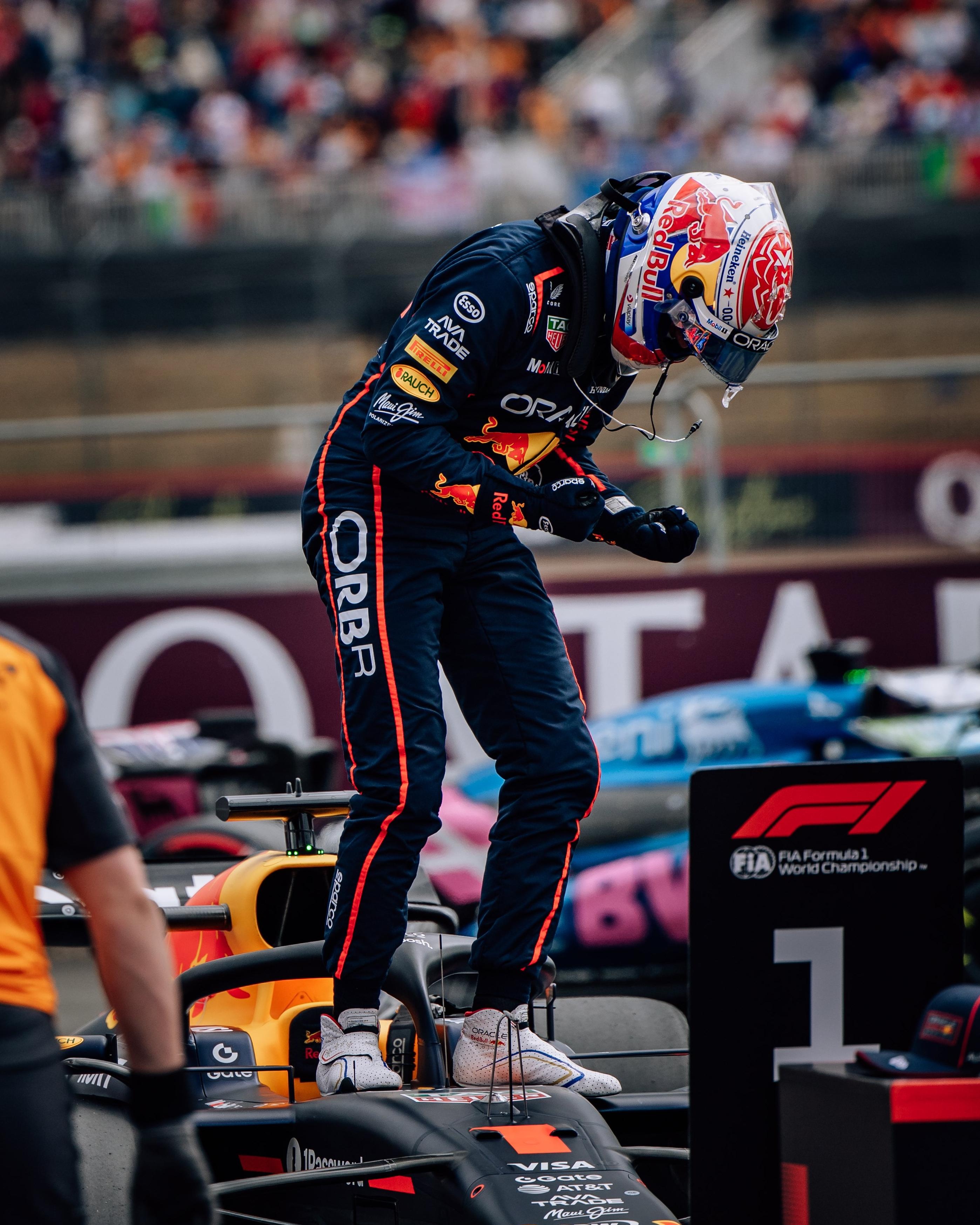 关于哈斯车队完胜威廉姆斯，维斯塔潘刷新纪录的信息