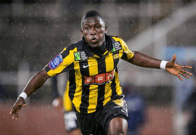 包含巴西鏖战国际米兰，特尔施特根高光表现的词条