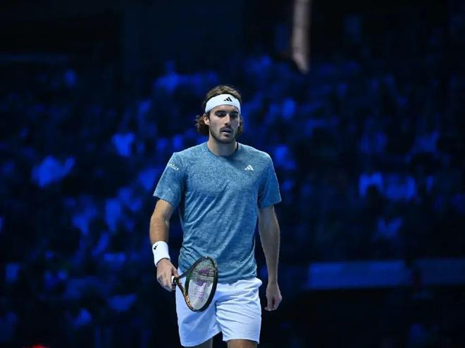 美国网球队血洗西班牙网球队，西西帕斯关键制胜的简单介绍